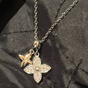 Dazzling Silver and Crystal embellished Pendant Necklace